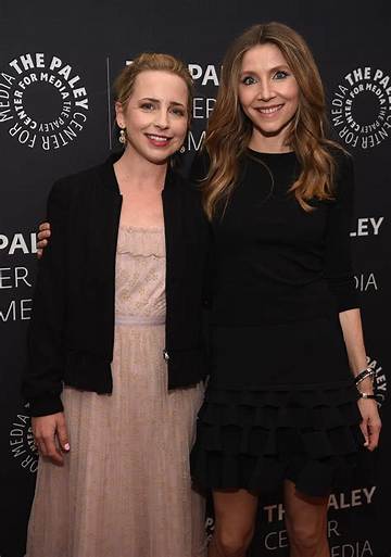 Sarah Chalke Biography, Wikipedia, Net Worth, Husband, Kids, Age, Height