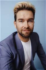 The Intriguing Love Story of Antony Starr and Lucy Mclay